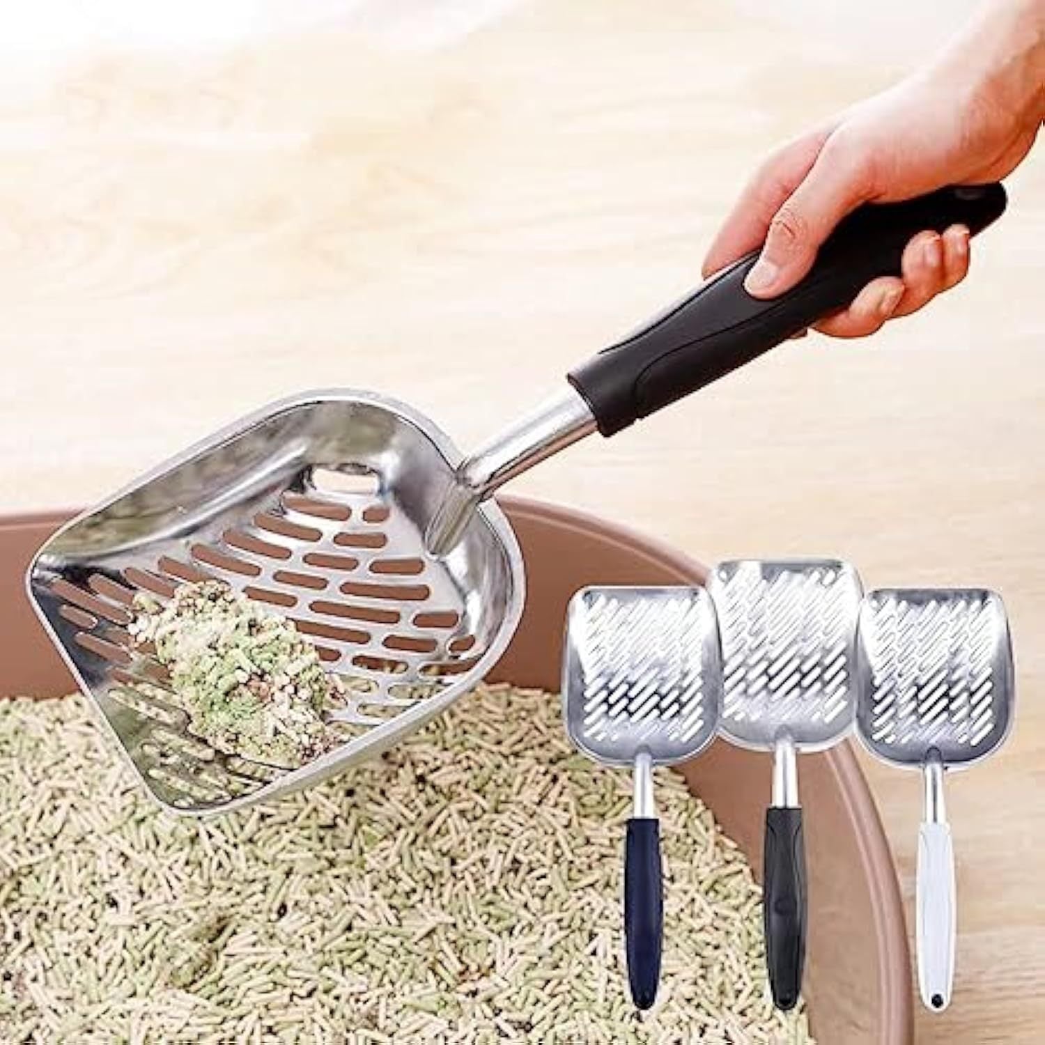 CleanSweep Non-Stick Litter Scoop – Keep Your Hands Mess-Free